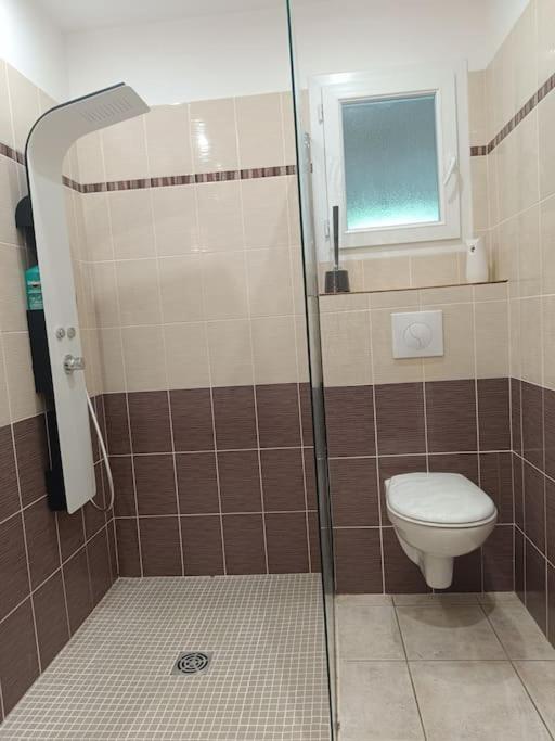 Appartement 2 A 4 Personnes Antraigues Kültér fotó